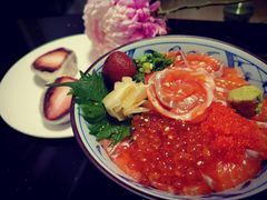 三文鱼亲子饭-信日本料理(信义坊店)