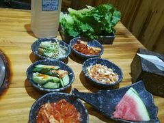 -木槿花开烤肉店(盐河南路店)