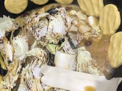 -屯老二农家铁锅炖·行业领军者(梅江店)