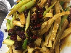 -瑞杰烧烤店·24小时营业(山东路店)