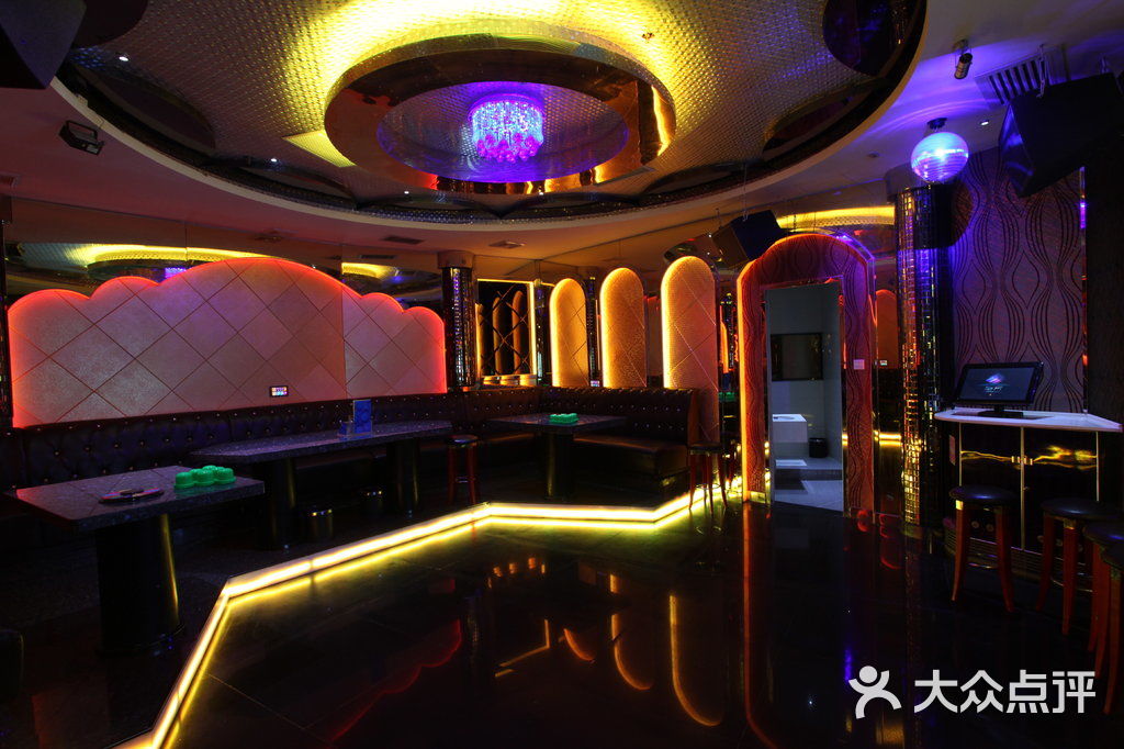 998量贩式氧吧ktv包房图片 - 第3张