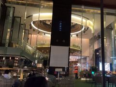 -深圳温德姆至尊酒店·大堂吧·户外花园
