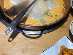 -洱火云南酸菜牛肉火锅(石景山当代商城店)