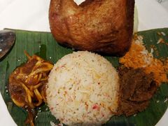 -关夫人餐厅(阳光广场店)