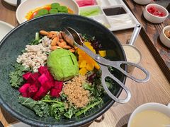 牛油果沙拉-小大董·烤鸭(王府井apm店)