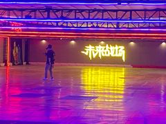 -未来战场·大空间VR·轰趴·团建(常营店)