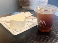 -M Stand(青岛银鱼巷店)