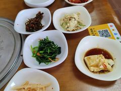 -亲昵春川鸡排(韩国美食街店)