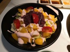 黄桃色拉-猪啊牛呀羊啊铜盘烤肉(正大广场店)