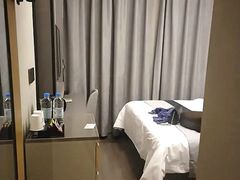 -如家商旅酒店(上海外滩南京路步行街地铁站店)