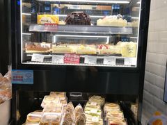 面包甜点陈列柜-莉莲蛋挞(日月光店)