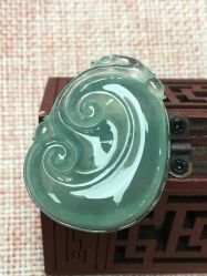 -北京七彩云南翡翠珠宝旗舰店(月坛店)