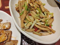 -潇湘华天大酒店-湘·悦美食街(芙蓉中路店)