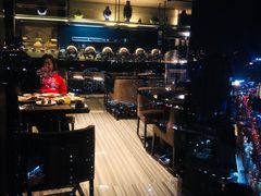 -唐拉雅秀酒店-西锦汇空中BBQ·思创餐厅