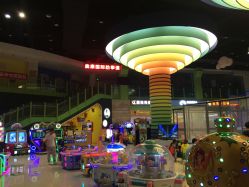 -玩塾品格乐园(宇宙太空龙旗店)