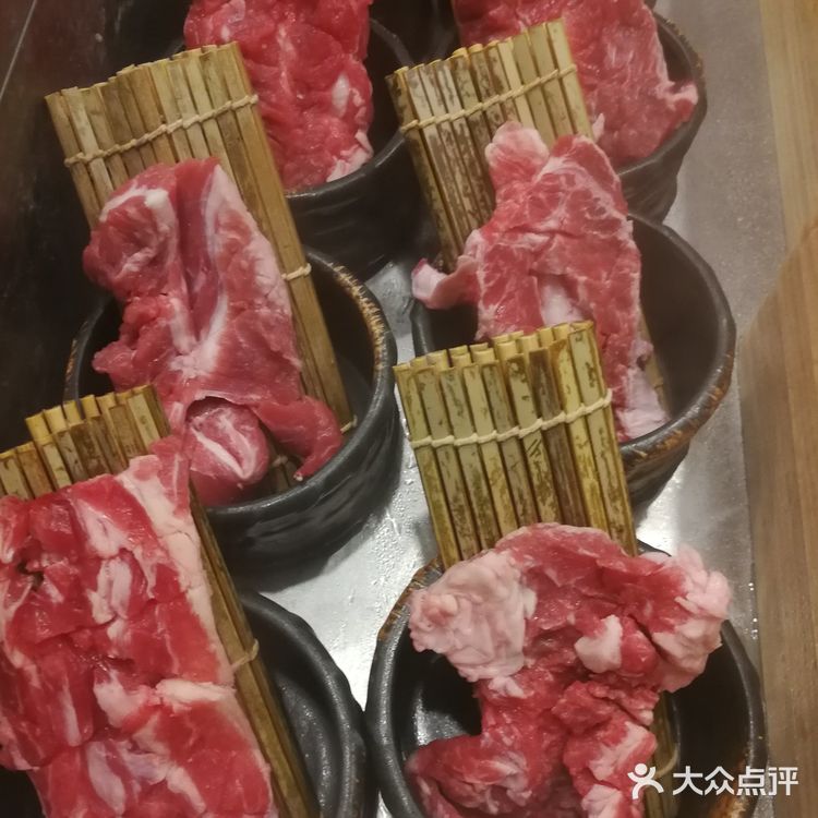 水果都可以自己拿拿拿，还有15元的饮料自助