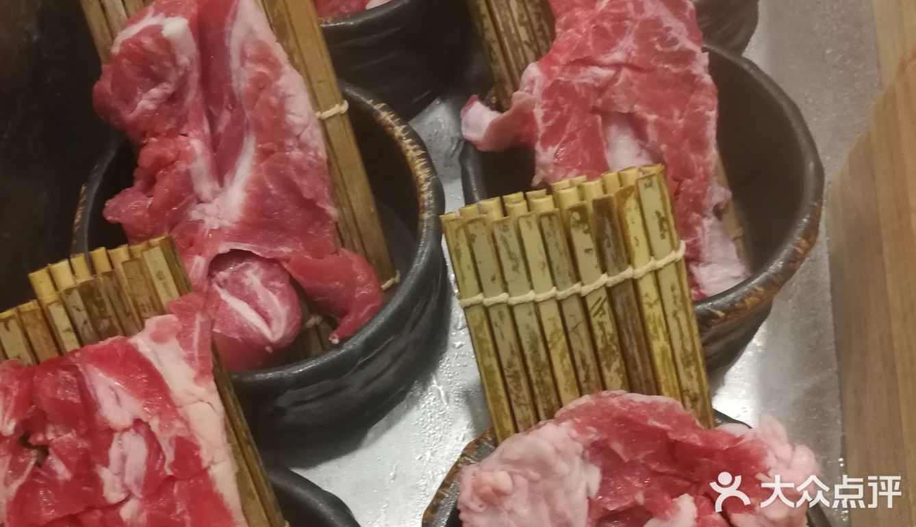 水果都可以自己拿拿拿，还有15元的饮料自助