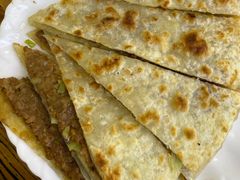 -溢心园香河肉饼总店