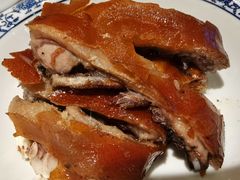 烤乳猪-三亚湾红树林度假酒店美食街