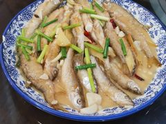 招牌本地溪鱼-天台徐家小吃