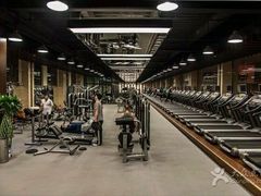 -健龙森俱乐部·游泳·健身·羽毛球综合体育馆
