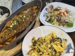 -缘来聚·徽菜名店(黄山宏村店)