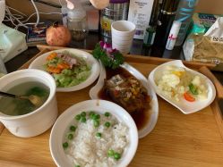 -卓玥国际月子会所(罗山路店)