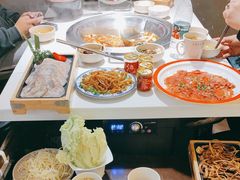 -老房老舍重庆火锅(假日城市店)