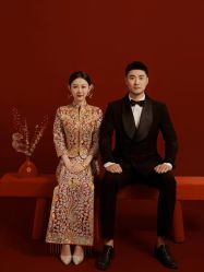 -喜爱高定婚纱摄影