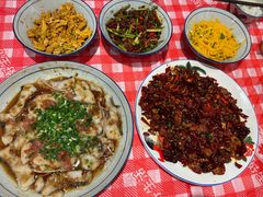 -荆九爷爆炒桥头三嫩(云南北路店)