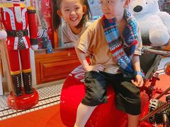 -东方明珠·可口可乐欢乐餐厅