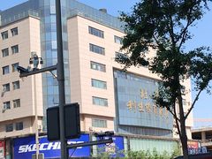 -北京利生体育商厦