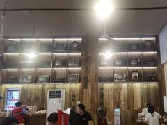 -冶建镜子·老南昌大排档·江西虾王(总店)