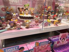 -泡泡玛特POPMART(上海环球港店)