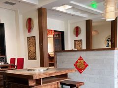 大堂-龙隆昌·鲜品火锅·江湖烤鱼