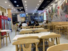 -江城燕子大排档(江汉路步行街店)