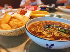 小油条配酸辣汤-味莊·青岛菜(云霄路店)
