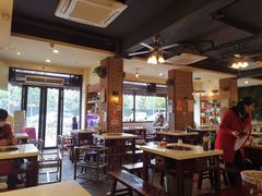 大堂-水碾河刘老大串串香(水碾河路店)