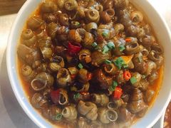 -龙巢盱眙龙虾·牛蛙·烧烤宵夜(八卦岭店)