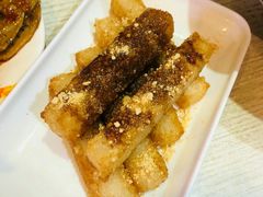 -爆炸头阿姨小四川正宗川味小吃(无任何分店)