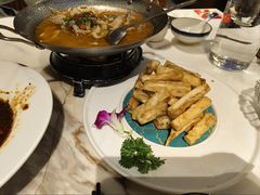 -唐猫庭院·千年陕菜(大唐不夜城店)