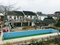 -梨云山居农家乐