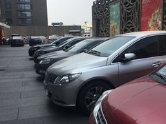 -北京华联万柳购物中心-停车场