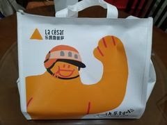 -乐凯撒披萨(东方新世界店)