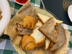 -起士林西餐厅(东经路店)