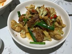 -关东小磨东北菜(漕河泾印象城店)