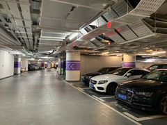-兴业太古汇·停车场