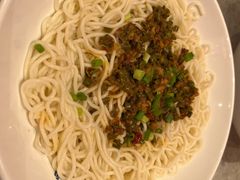 酸豆角肉沫热干面-五爷拌面(高新万达店)