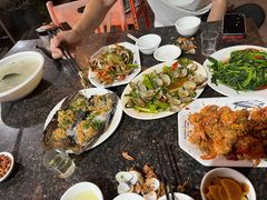 -岛中岛·海鲜大排档·万宁老字号(东澳店)