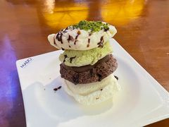 -MADO冰淇淋咖啡馆(淘金店)